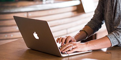 Analiz de enfliyans faktè nan pèfòmans O-bag